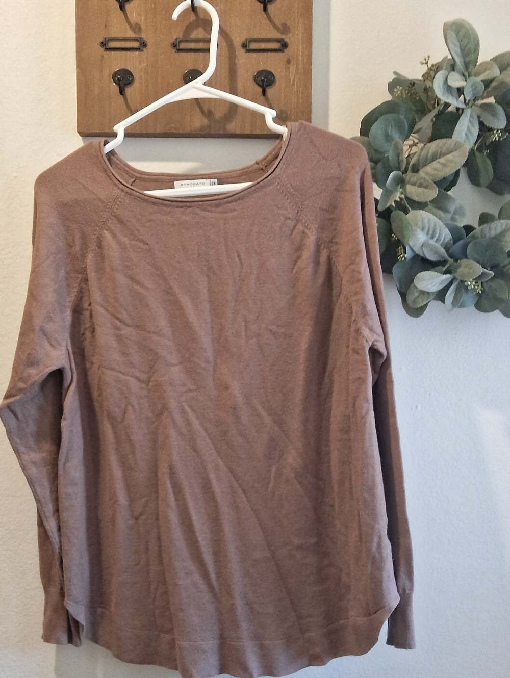 Staccato Mauve Brown Long-Sleeve Crewneck Top